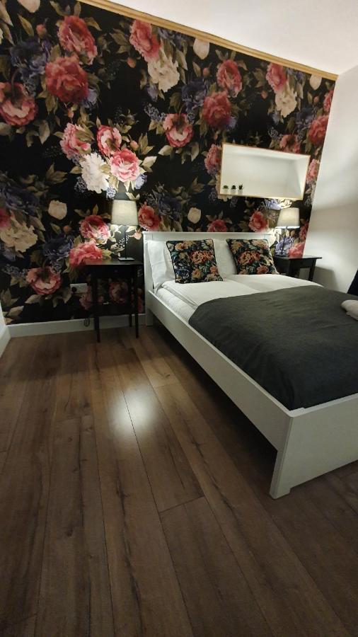 Pasta Factory Guest Rooms Galway Buitenkant foto
