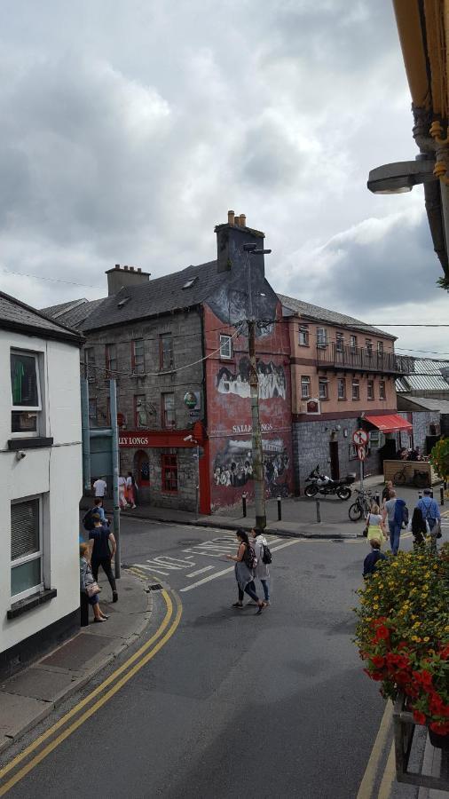 Pasta Factory Guest Rooms Galway Buitenkant foto